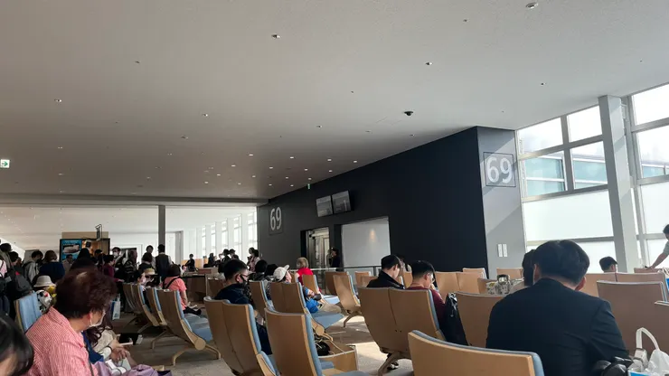 左半邊69-71可以說位子是連在一起。