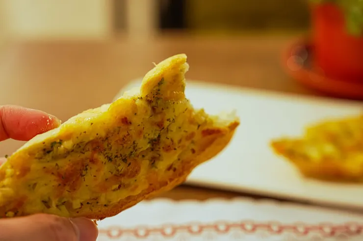 台東美食推薦😋/OA Restaurant 複合式餐廳:很Chill的背後,是一份用心🫂 #祝福花東🇹🇼 #義大利麵推薦 #肉醬 #焗烤麵包 #青醬 #我來開箱