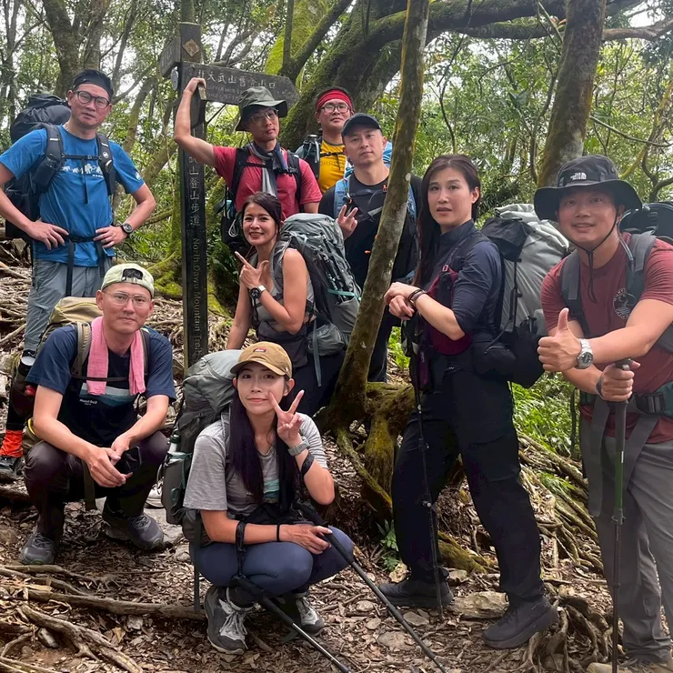 從停車場繞上來途中