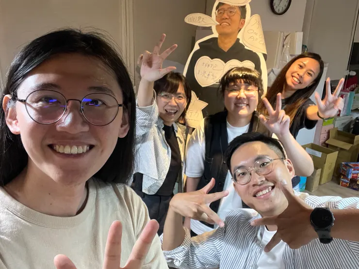 2023’08 最後一天與加班的同事們拍了最後一張照片