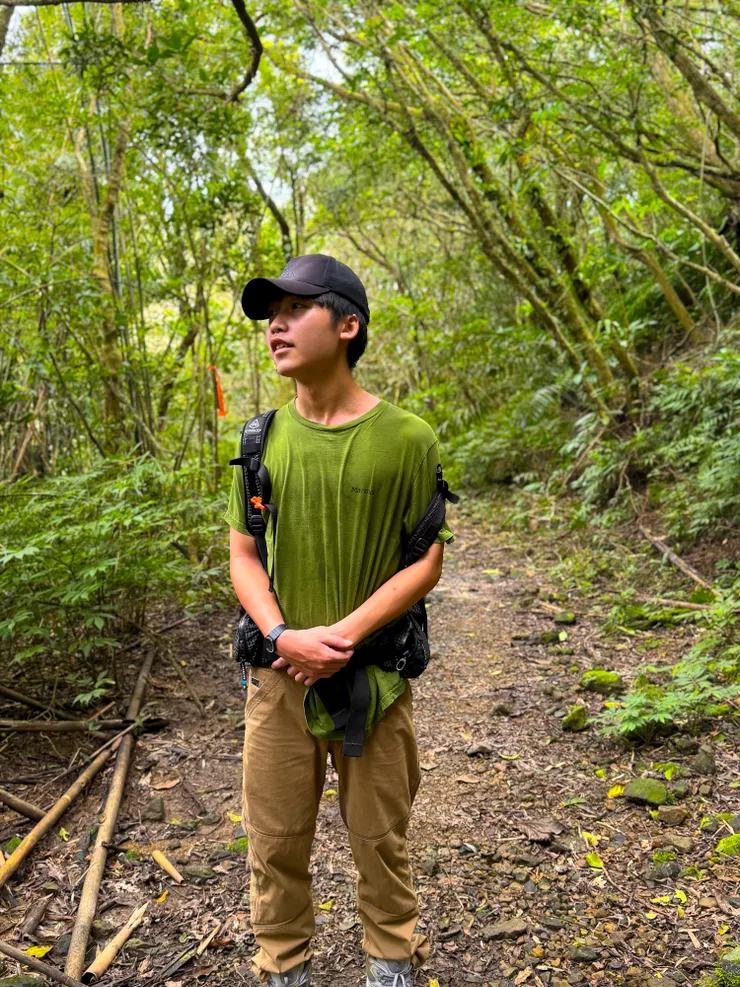 從接天宮回頭會合的哥哥😂