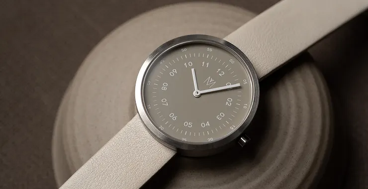 手錶：SMOKE GREEN OFFWHITE 34MM