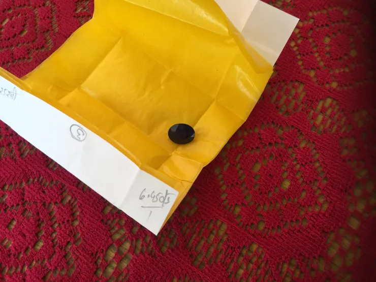 來一顆藍寶石吧!