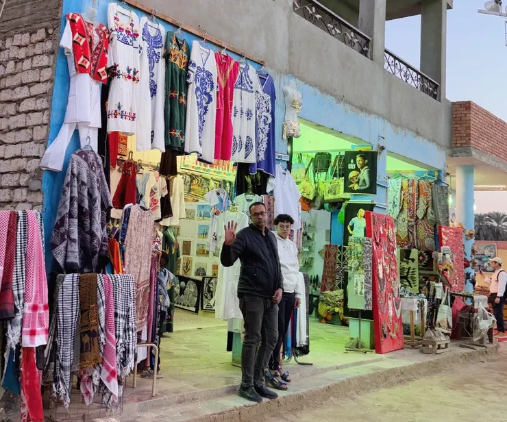 小鎮上的服裝店