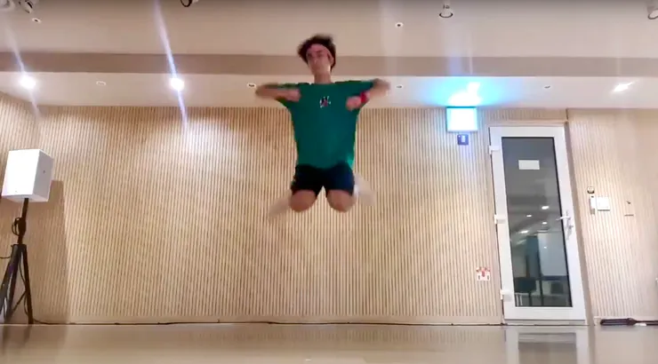 崔庠燁親自跳 ZUMBA（出處：崔庠燁燁YT）