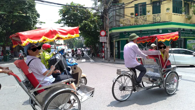 一人一車無負擔暢遊市區