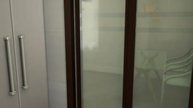 透明的敞門不但節省空間,也看得到外面,也在無形中增加空間。