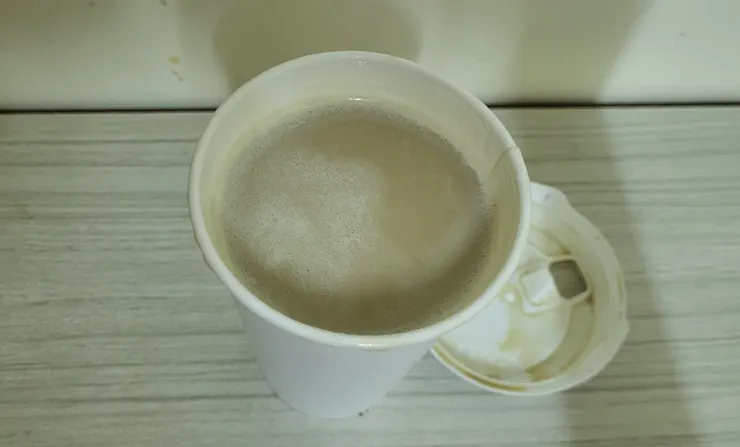 飲料本身長這樣
