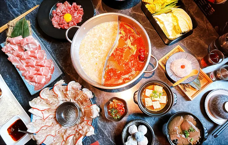 taoyuan-qingpu-hotpot-zenmala-full-table.jpg