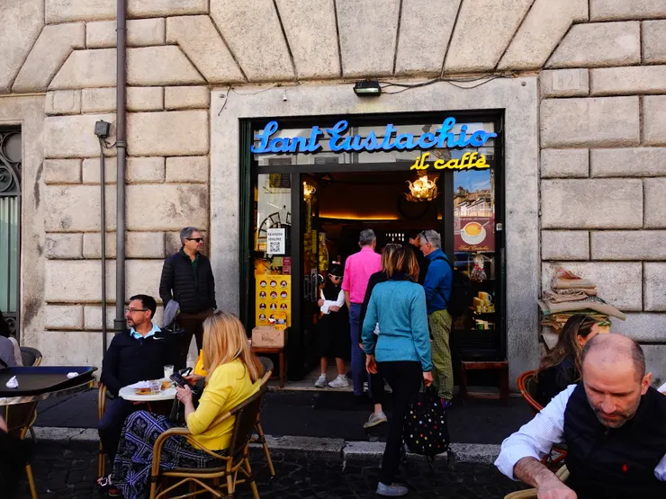 羅馬,鹿角咖啡。