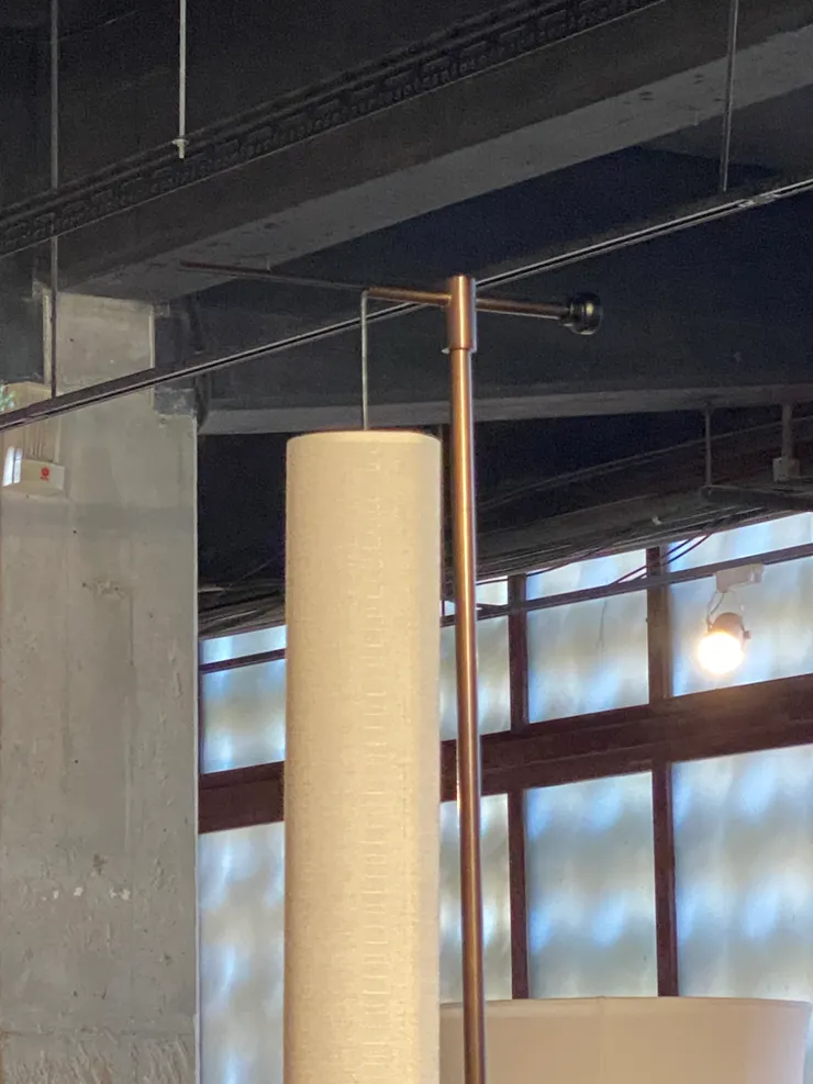 髮簪燈的懸吊處細節