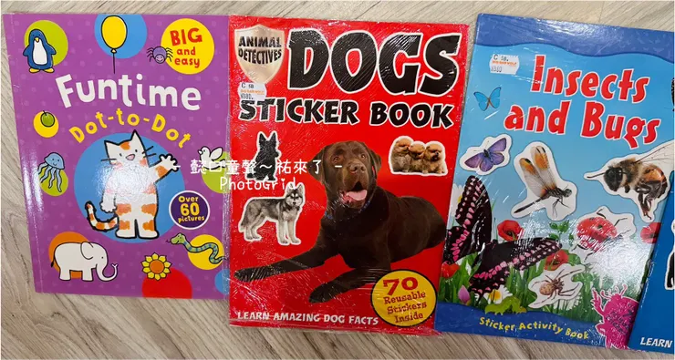 不只是簡單的遊戲書，跟幼兒互動時使用全英文也能誘發對語言的動機。