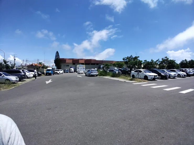 東石魚市停車場