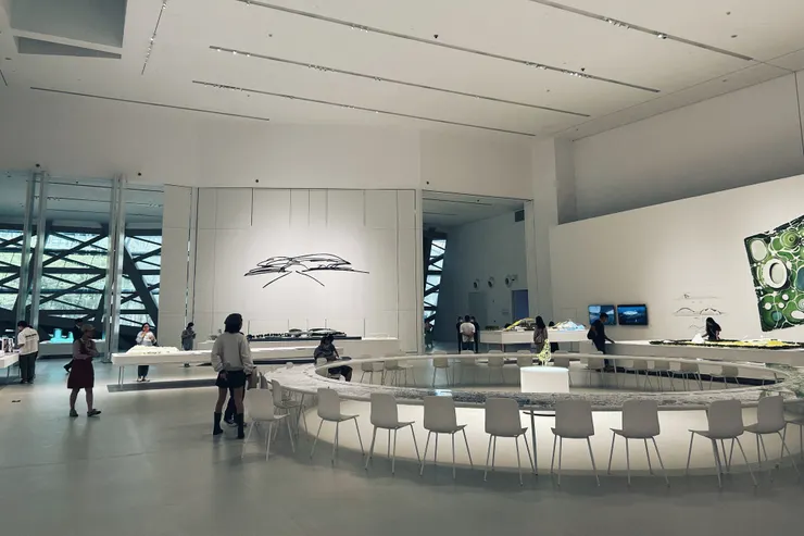 展览现场：第一部分-对话