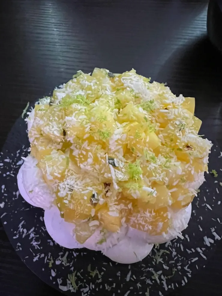 像一朵花的甜點，甜而不膩，十分爽口