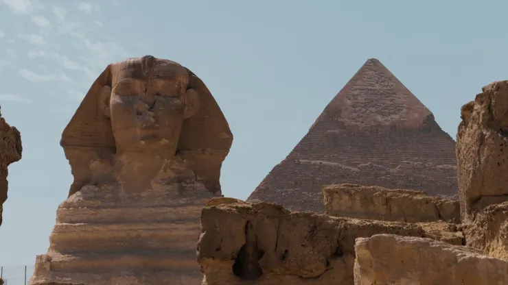 埃及金字塔與人面獅身像