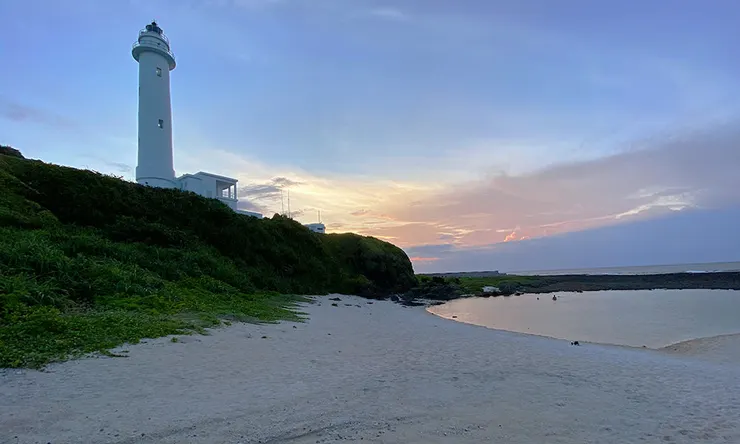 在烏油窟拍綠島燈塔