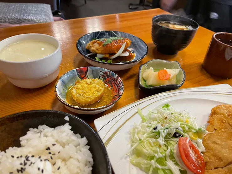 很特別的咖哩蛋