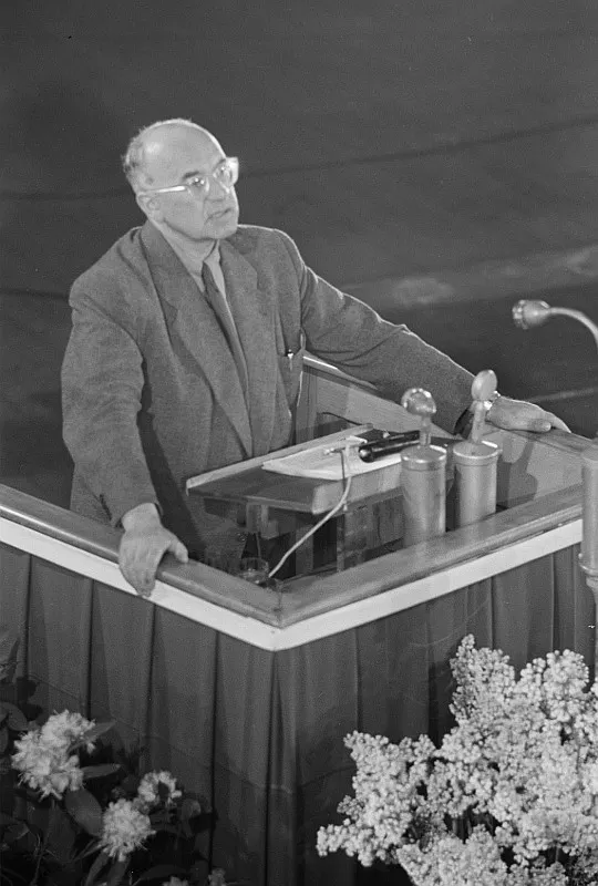 貝歇爾（維基百科檔案照）