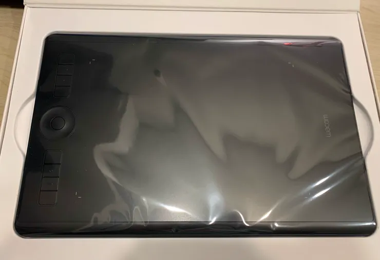  型號：PTH-660/K0 （中尺寸的板子 )