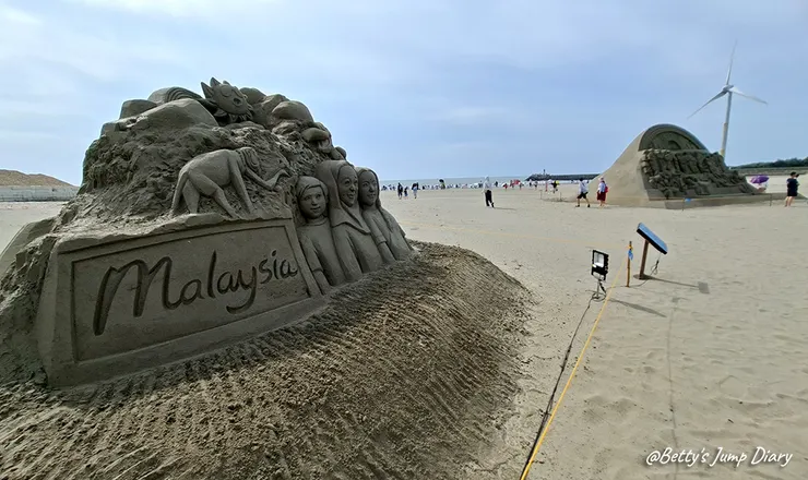 ▲2025苗栗「通霄沙雕藝術節」逍遙沙城/圖片來源：Betty's Jump Diary