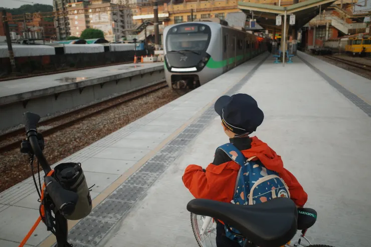 🔺帶單車搭火車得提早到月台準備,通常在車頭或車尾上車
