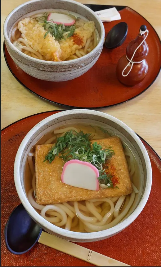 可愛的小葫蘆罐裡是辣椒粉