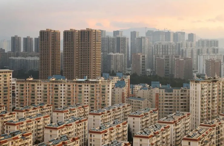 主要鬼城 ©Barnaby Chambers/shutterstock.com