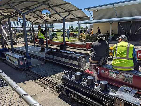 Halswell Miniature Trains (C.S.M.E.E.)