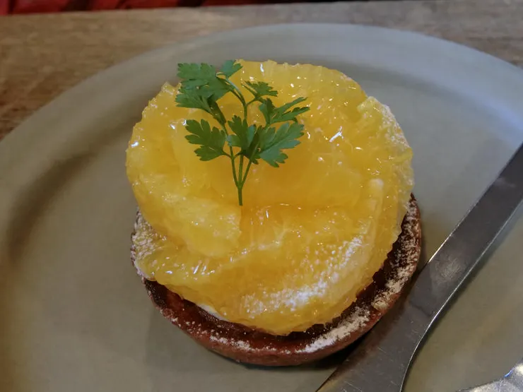 柳橙塔真的超讚!!一整顆!!!