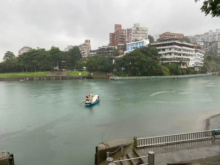新店溪上唯一僅存的人力擺渡