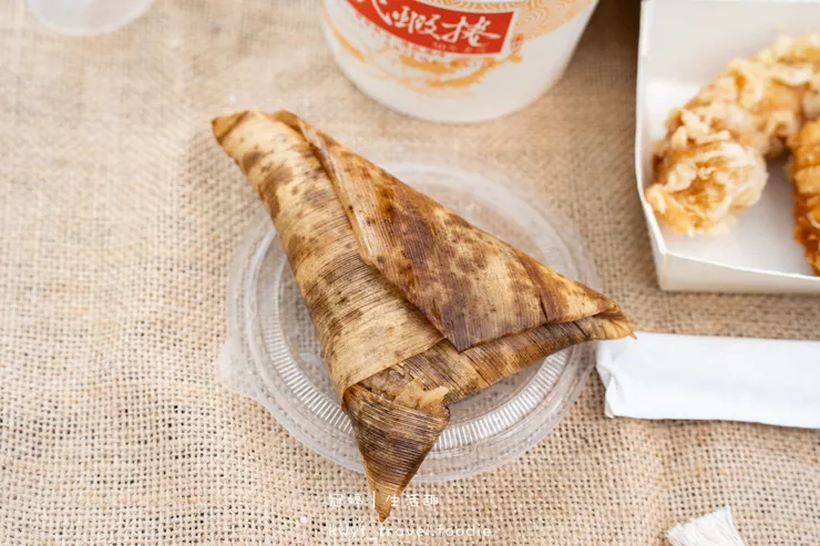 [2026台南過年聚餐餐廳]周氏蝦捲國宴廳，每人600元吃遍12道國宴級台南小吃美食！新春開運年菜開箱，帶長輩吃飯超有面子