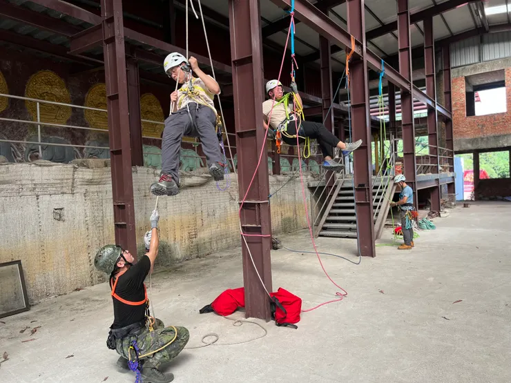 正在努力「熟練」的同學