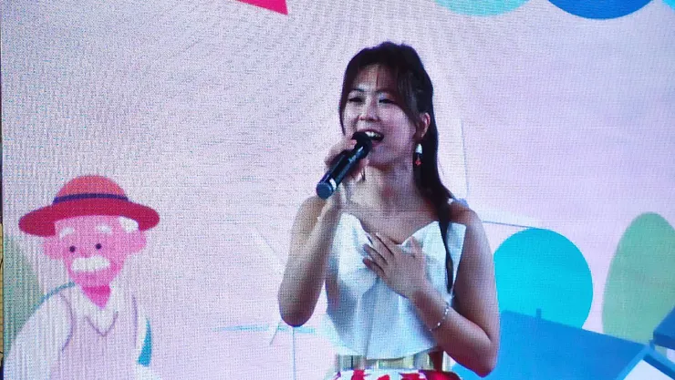 活動會場攝影機取得的畫像直接顯示於大型LED顯示牆