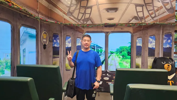 車埕遊客中心的這個普通車裝置藝術相當有趣!