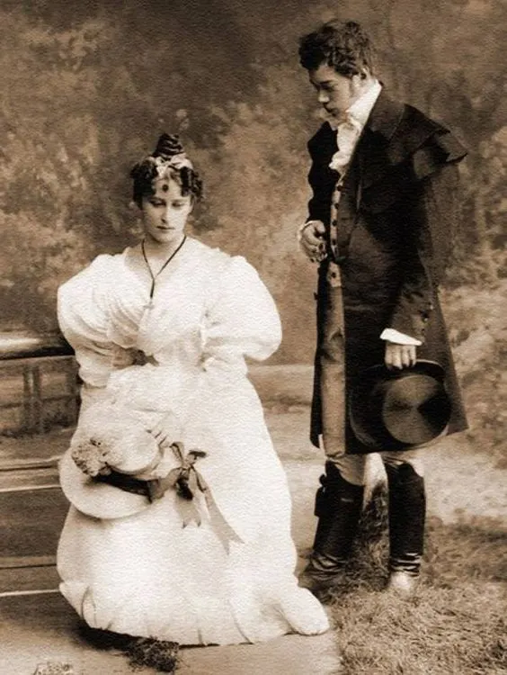 飾演達吉亞娜與奧涅金的艾拉與尼古拉二世（拍攝於1890年）