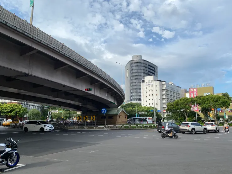 市府計畫耗資兩億拆除公館地下道與圓環