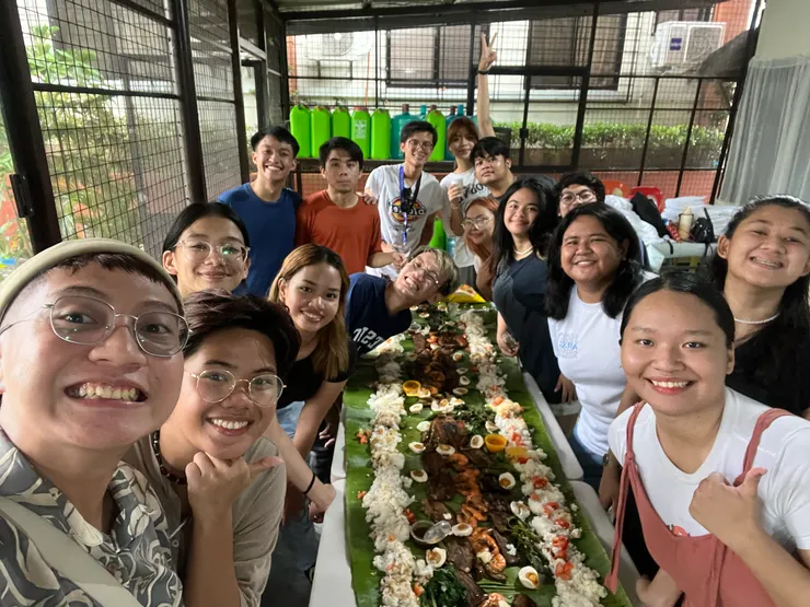 在UPLB的最後一餐（宿舍Canteen）