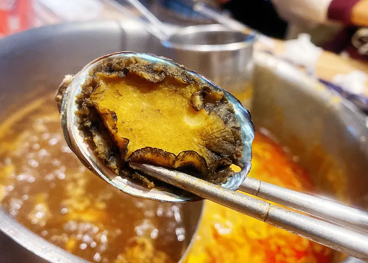  新莊火鍋推薦│大魔大滿足鍋物（新莊店）