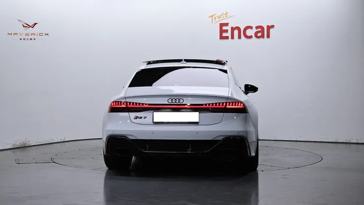 AUDI RS7韓國外匯車