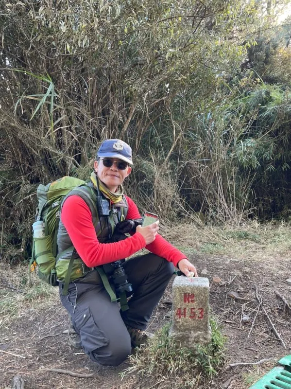 鹿林前山(H2862m，三等三角點)，山頂有一座中央大學天文台。