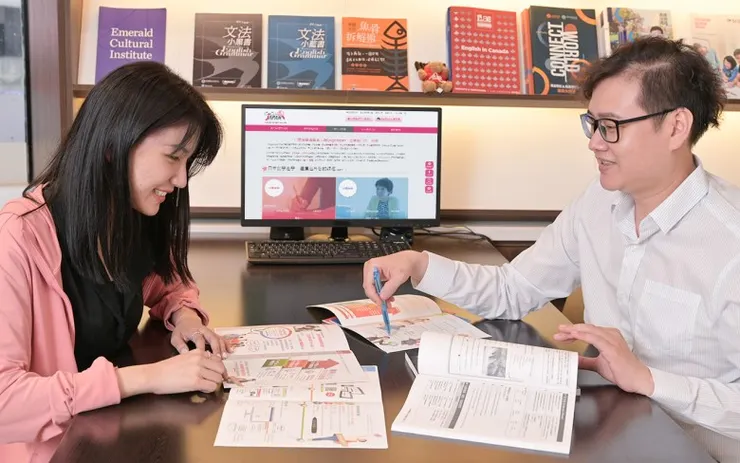 ▲GogoJapan日本留學顧問提供學生留遊學專業建議。(圖/菁英國際提供)