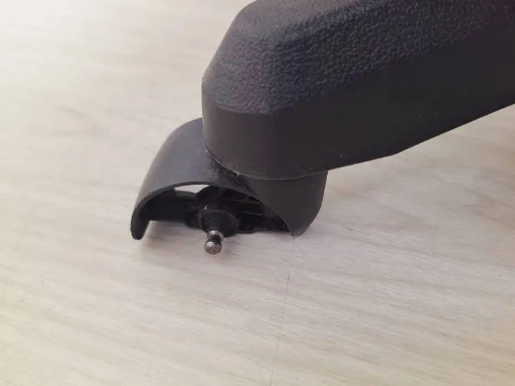 人體工學椅更換椅輪