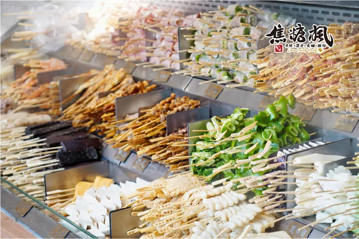 焦糖楓的食材櫃是水霧式的冷凍冰庫。（圖片來源：焦糖楓臉書）