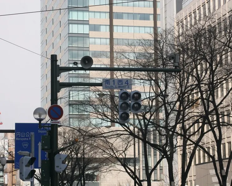 札幌交叉路口的路標/照片來源:網頁資訊