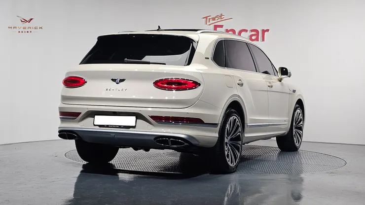 Bentayga V8 First Edition外匯車