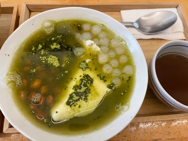 碧螺春白玉豆花