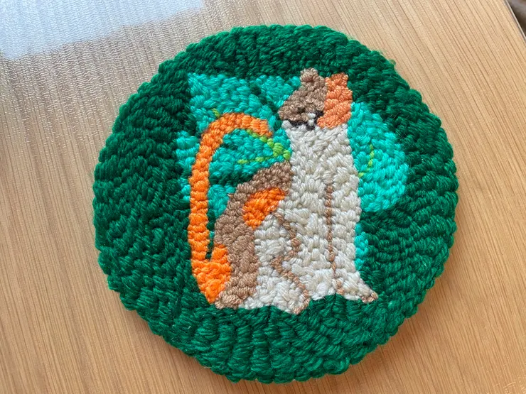 我發現表情是最難繡的。（作者拍攝）