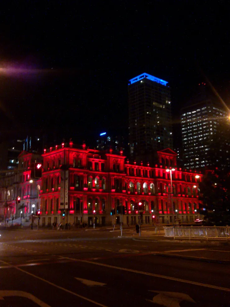 每次從圖書館回來的路上,都會經過的賭場,根據背包客攻略,只去過一次,用護照換籌碼,你可以選擇賭一把,還是把籌碼換成10元澳幣