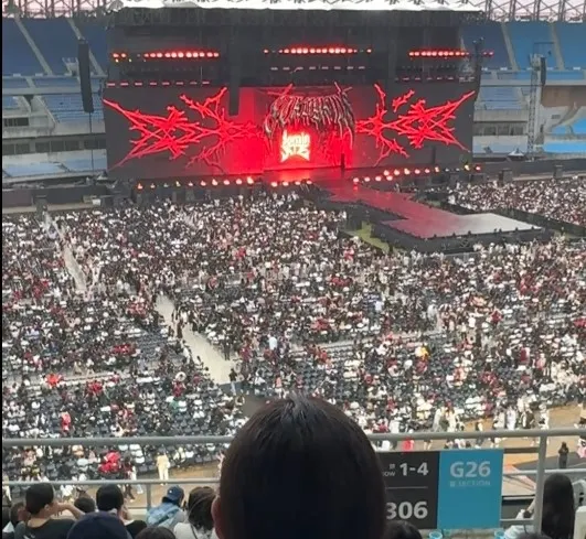 現在再回頭看看,離舞台也是挺近的